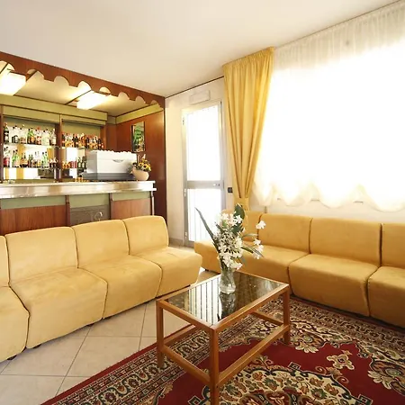 Devon & Breakfast 切塞纳蒂科