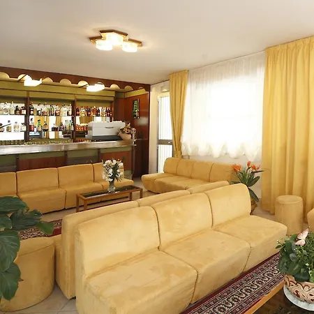 Devon & Breakfast 切塞纳蒂科