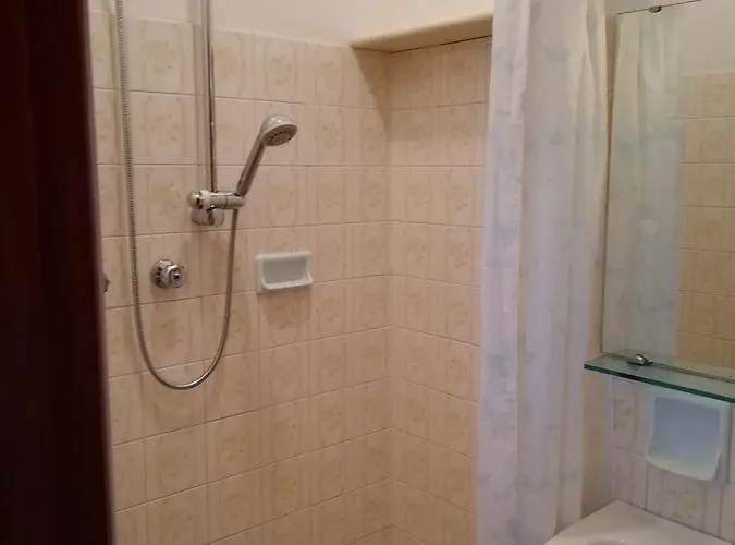 Devon Rooms&breakfast 3* Cesenatico