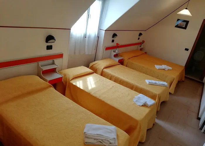 Devon Rooms&breakfast Hotel Cesenatico