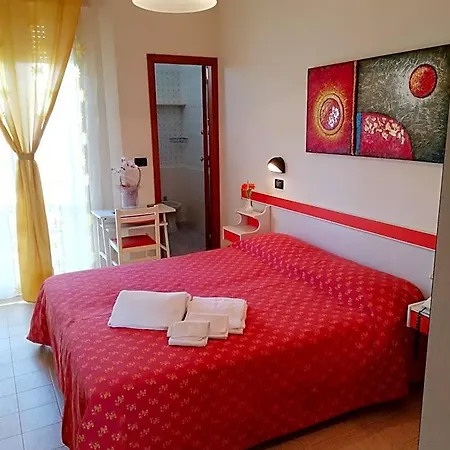 Devon & Breakfast 3* Cesenatico