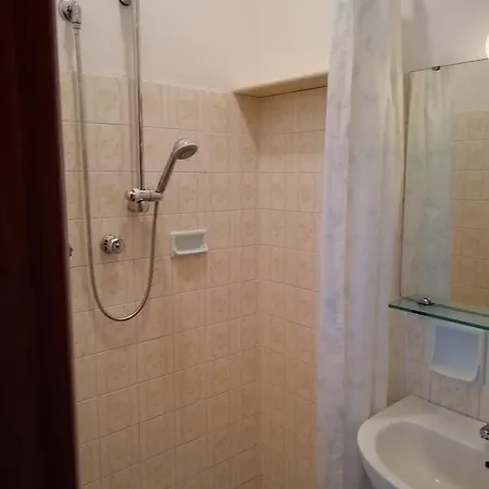 Devon & Breakfast 3* Cesenatico