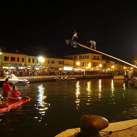 Devon & Breakfast 3* צ'סנטיקו